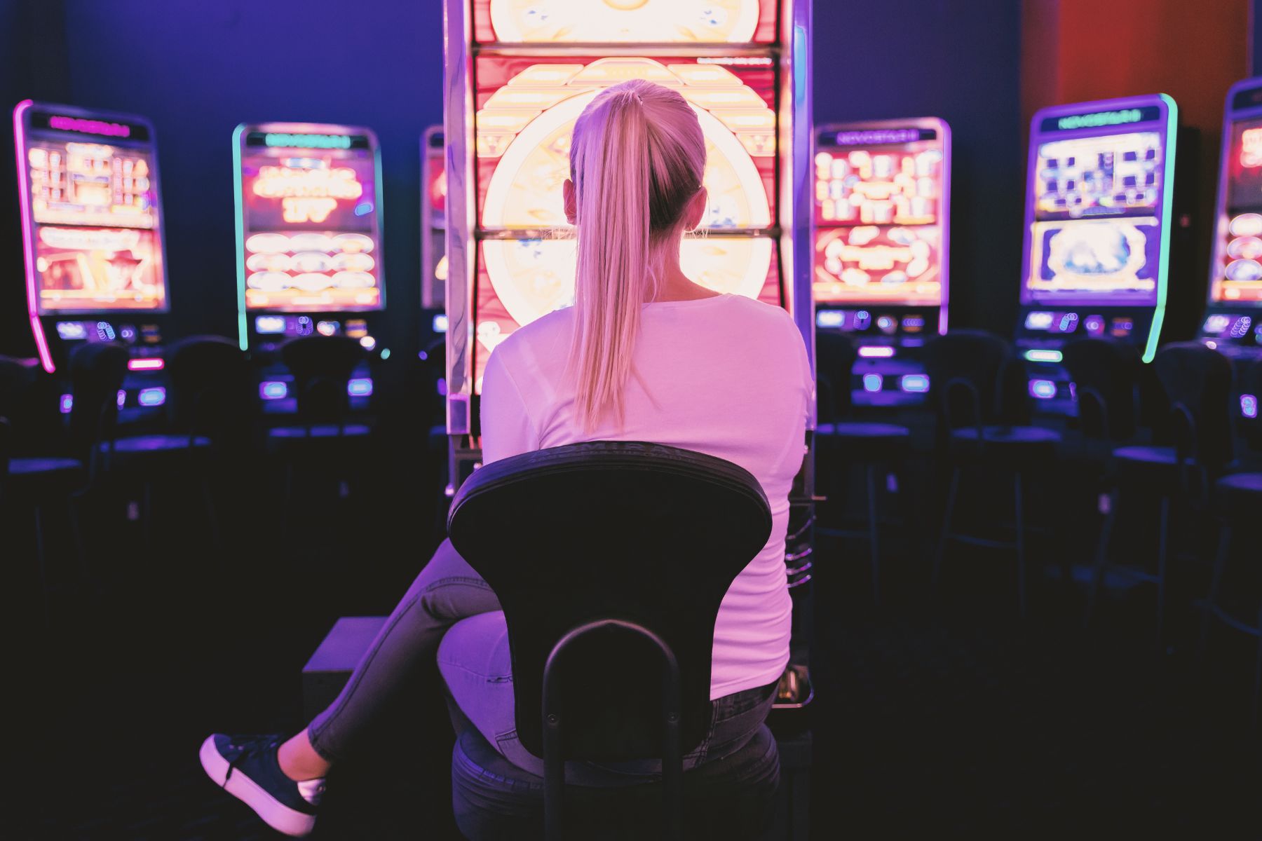 Direct Web Slots vs. Middlemen The Time and Cost-Saving Choice